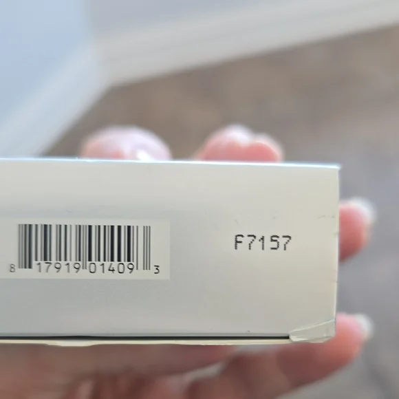 IT Cosmetics Celebration Foundation SPF 50+ - Shade Medium. NIB - Picture 5 of 5